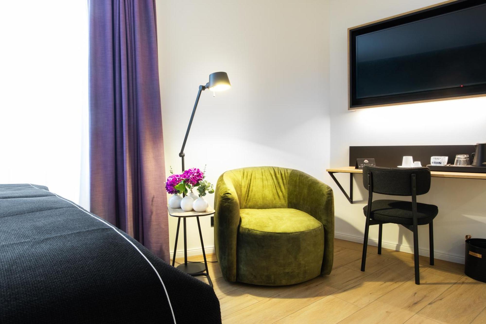 Frida Hotel & Cafe Bassum Экстерьер фото