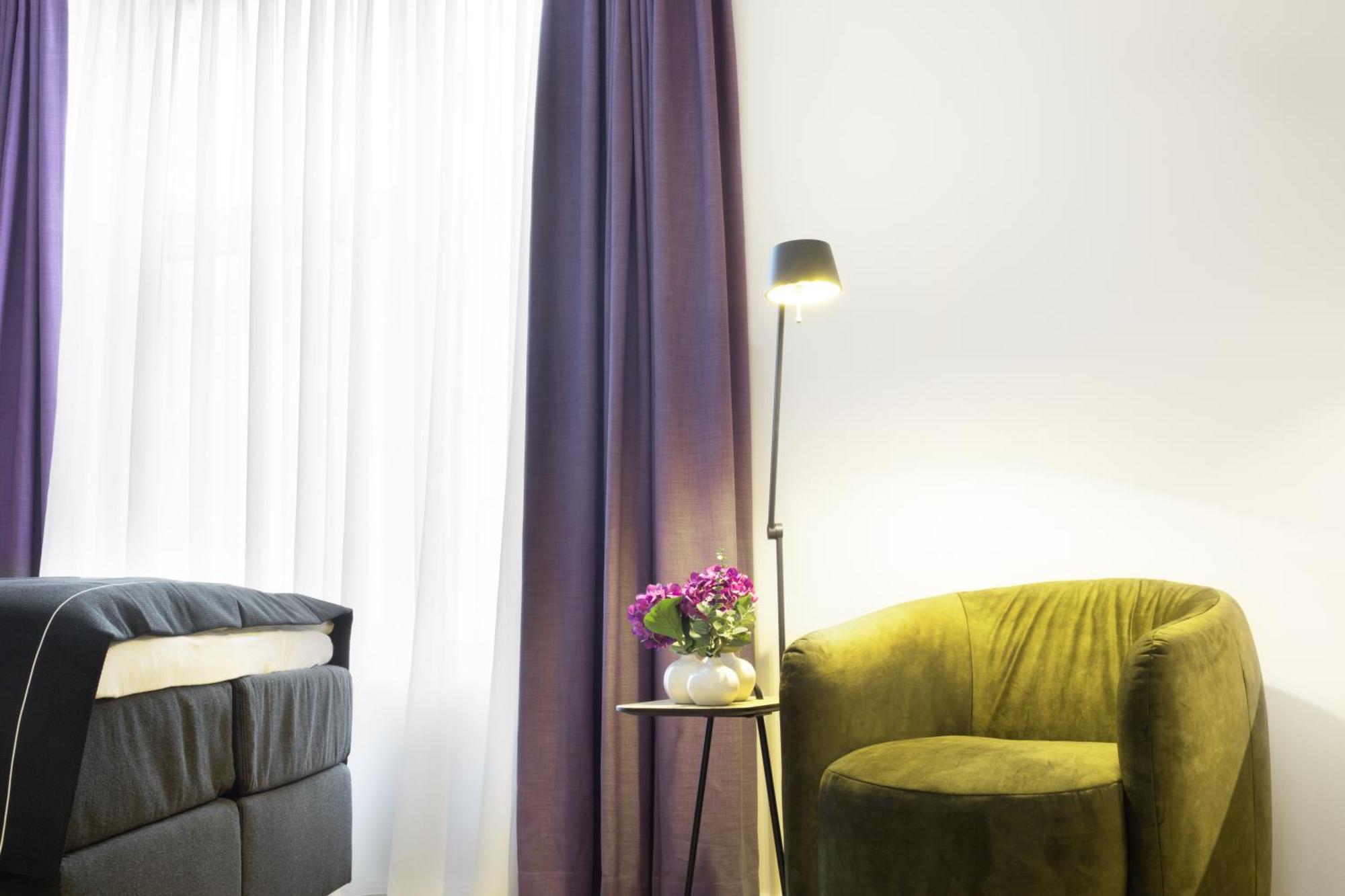 Frida Hotel & Cafe Bassum Экстерьер фото